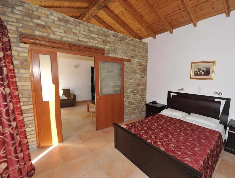 Blue Princess Hotel And Suites Liapades Exterior foto