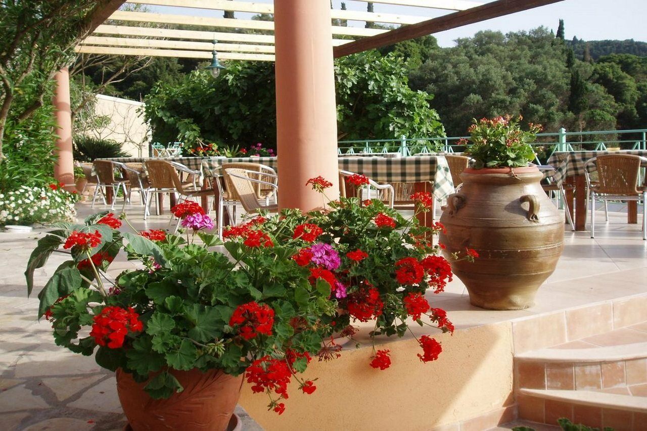Blue Princess Hotel And Suites Liapades Exterior foto
